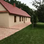 Gyöpszer Gyöngye Egyhazasradoc